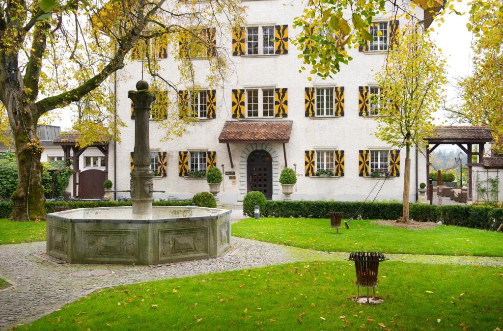 Schloss Bottstein Hotel Exterior photo